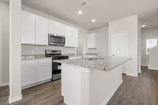 9221 Union Pacific Dr, Fort Worth, TX 76036 - Photo 2