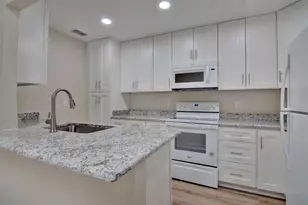 2015 Whippoorwill Ln, Carrollton, TX 75006 - Photo 10