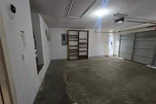 8012 Ashridge Rd, Fort Worth, TX 76134 - Photo 14