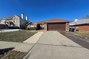 8012 Ashridge Rd, Fort Worth, TX 76134 - Photo 2