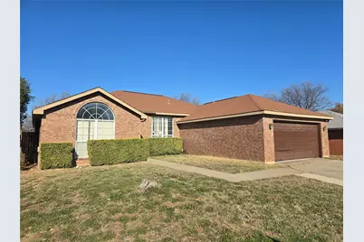 8012 Ashridge Road, Fort Worth, TX 76134 - Photo 2