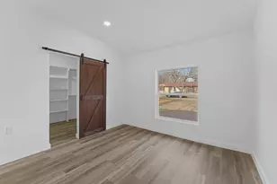 11046 Delford Cir, Dallas, TX 75228 - Photo 16