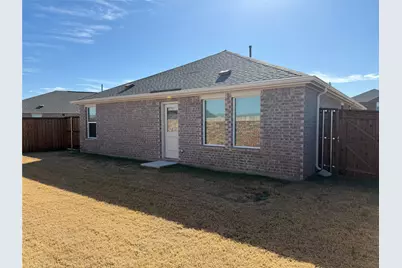 14085 Ladbroke Street, Pilot Point, TX 76258 - Photo 4
