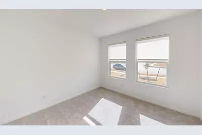 14085 Ladbroke Street, Pilot Point, TX 76258 - Photo 10