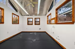 1519 W Lavender Ln, Arlington, TX 76013 - Photo 30