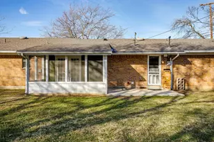 2404 Skyline Dr, Sansom Park, TX 76114 - Photo 28