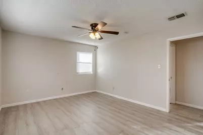 2404 Skyline Drive, Sansom Park, TX 76114 - Photo 20