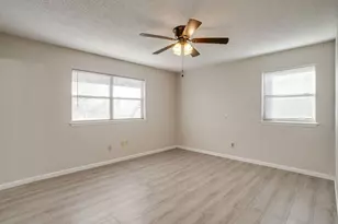 2404 Skyline Dr, Sansom Park, TX 76114 - Photo 18