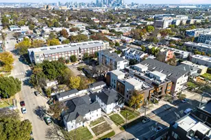 439 W 9th St, Dallas, TX 75208 - Photo 2