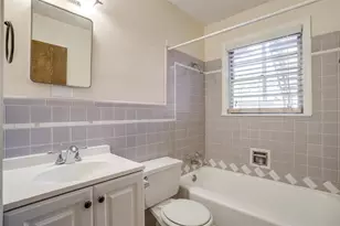 604 Monticello Dr, Fort Worth, TX 76107 - Photo 12