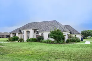 153 Whispering Winds Dr, Gunter, TX 75058 - Photo 2