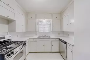 5833 E Mockingbird Ln, Dallas, TX 75206 - Photo 14