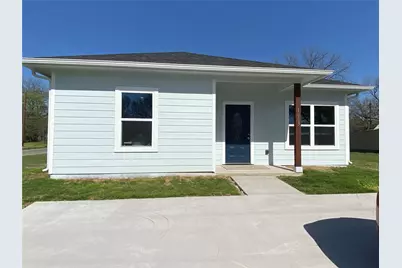 1003 S First Street, Sherman, TX 75090 - Photo 1
