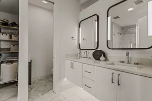 304 Mathey Ct, Dallas, TX 75208 - Photo 16