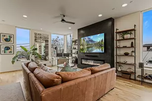 304 Mathey Ct, Dallas, TX 75208 - Photo 6