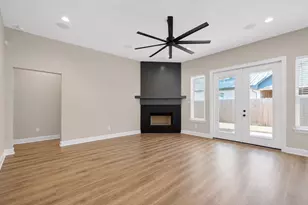 12022 Kenai Cir, Woodway, TX 76712 - Photo 6