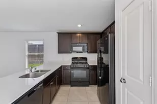 8408 Holw Bnd St, Fort Worth, TX 76123 - Photo 12