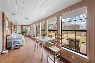 1105 S Walnut St, Cleburne, TX 76033 - Photo 18