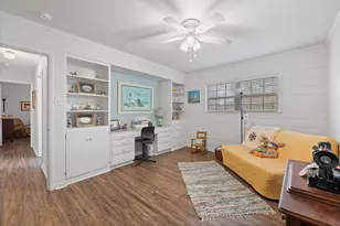 1105 S Walnut St, Cleburne, TX 76033 - Photo 26