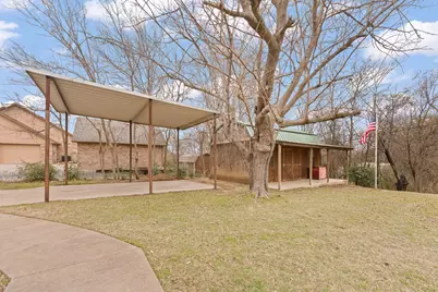 1105 S Walnut Street, Cleburne, TX 76033 - Photo 30
