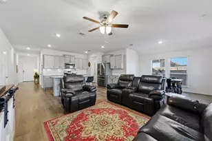 830 Creekview Ln, Lavon, TX 75166 - Photo 10