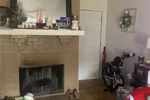 1049 Cottonwood Trail, Benbrook, TX 76126 - Photo 10