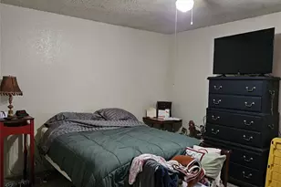 1049 Cottonwood Trail, Benbrook, TX 76126 - Photo 6