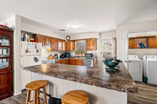 1809 Beverly St, Irving, TX 75061 - Photo 14