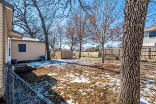 1809 Beverly St, Irving, TX 75061 - Photo 4