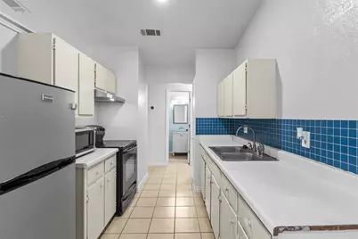 9957 Cedar Mountain Circle, Dallas, TX 75217 - Photo 8