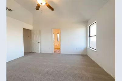 709 Sandy Trail, Fort Worth, TX 76120 - Photo 4