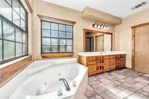 131 Co Rd 4680, Boyd, TX 76023 - Photo 18