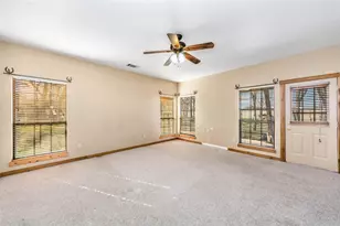 131 Co Rd 4680, Boyd, TX 76023 - Photo 16