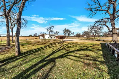 131 County Road 4680, Boyd, TX 76023 - Photo 24