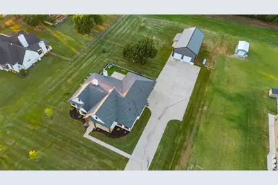 7360 Shady Oak Drive, Aubrey, TX 76227 - Photo 38