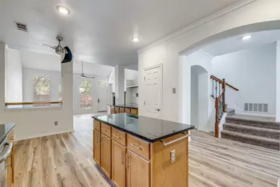 2440 Harbour Drive, Grand Prairie, TX 75054 - Photo 10