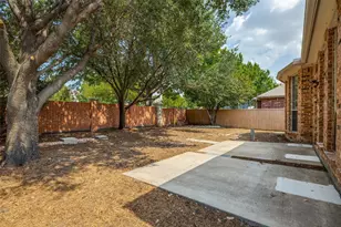 2440 Harbour Dr, Grand Prairie, TX 75054 - Photo 30