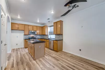 2440 Harbour Drive, Grand Prairie, TX 75054 - Photo 12