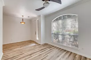 2440 Harbour Dr, Grand Prairie, TX 75054 - Photo 8