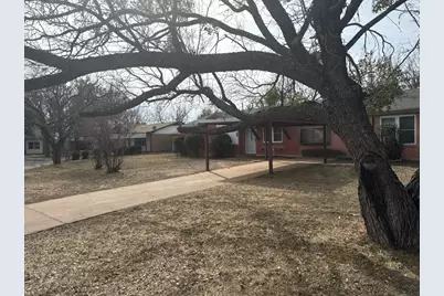 2725 Robertson Drive, Abilene, TX 79606 - Photo 2