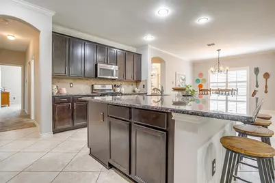 13704 Southern Oaks Drive, Fort Worth, TX 76028 - Photo 6