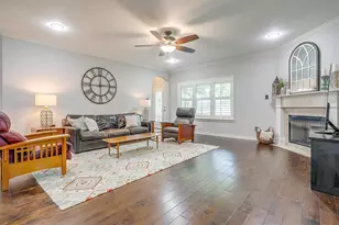 13704 Southern Oaks Dr, Fort Worth, TX 76028 - Photo 12