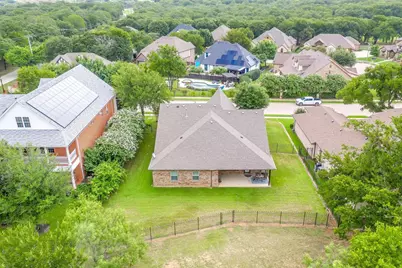 13704 Southern Oaks Drive, Fort Worth, TX 76028 - Photo 36