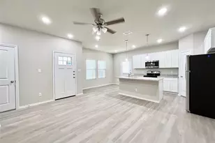 3501 E Renfro St, Burleson, TX 76028 - Photo 8