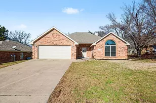 1864 Nottingham Dr, Kaufman, TX 75142 - Photo 2
