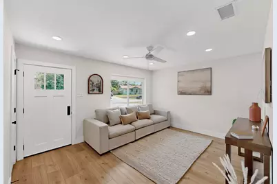 1023 Osceola Trail, Carrollton, TX 75006 - Photo 6