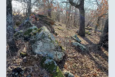 401 Mountain View Court, Sunset, TX 76270 - Photo 14