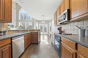 2736 Maple Creek Dr, Fort Worth, TX 76177 - Photo 12