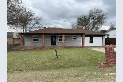 1214 Wintergreen Court, DeSoto, TX 75115 - Photo 2