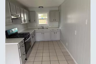 1214 Wintergreen Court, DeSoto, TX 75115 - Photo 4